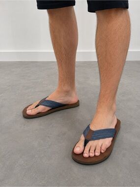 Men’s Blue Canvas Flip Flops | Lightweight Beach Sandals | Casual Summer Thongs